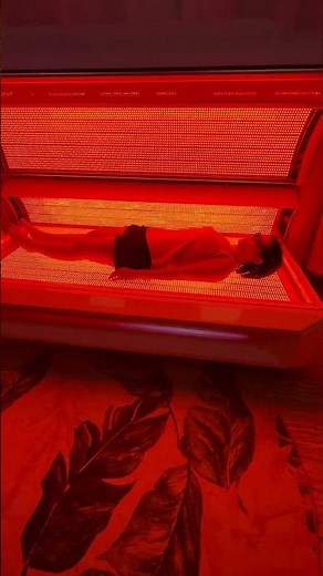 The Red Light Therapy Bed M4 is very simple to use