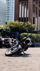 ł₮₴' ₳₦₦Ɏ 🎀 on Instagram: "Black ghoda 🖤🐎🔥… . . #foryou #instagram #tranding #reel #bullet #royalenfield #blackghoda🐎🖤 #instagood #explore #trendingreels #love #standard350 #viralreels #anny0717 #modified #bulletlovers #royalenfieldindia #fyp #nixvairagar1744"