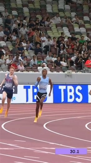 BOTSWANA ON TOP 😮‍💨 Collen Kebinatshipi with a massive PB and national record of 43.61 in the 400m semifinals in Tokyo 👏 #WorldAthleticsChamps #Botswana #running #tokyo | World Athletics