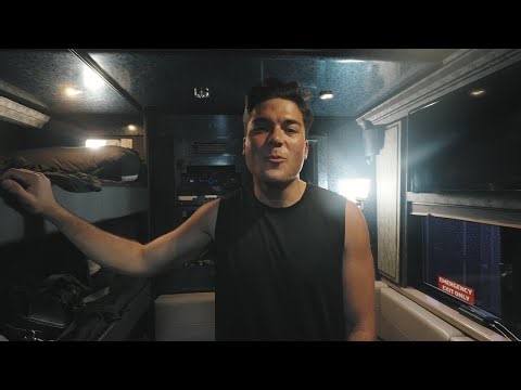 Tour Bus Walkthrough - Greyson Nekrutman - Sepultura