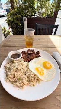 I love a Filipino breakfast like this!📍 Camino Corner Restaurant 110 El Camino Real, San Bruno, CA