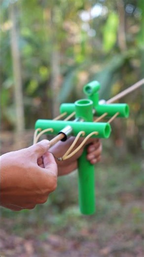 Old Traditional Slingshots #slingshots #bamboo #crafts