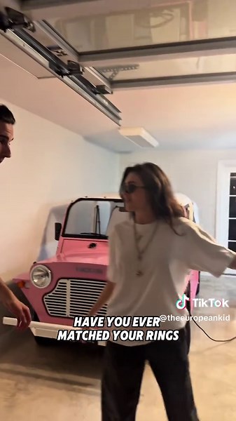 Luxury Cars and Cultural Pride in Mexico