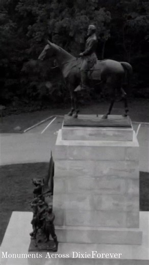 28K views · 2.5K reactions | Salute To Our Heroes Who Wore The Southern Gray! 﫡 #dixie #theconfederateveteran #monumentsacrossdixie #dixieforever #gettysburg | Monuments Across Dixie | Facebook