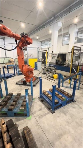ABB Robot Tending a Puma 300 CNC Lathe