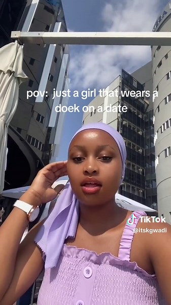 The Significance of Wearing a Doek on a Date