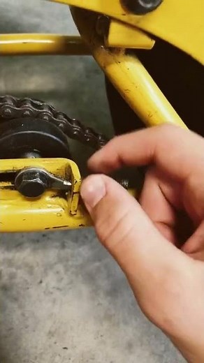 How to tighten a mini bike chain