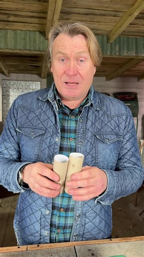 How to grow sweet peas from seed in containers 🌱 Sweet peas germinate best in deep pots (10–12 cm), which is why toilet roll tubes and rootrainers work so well for strong, healthy plants. Sweet peas don’t mess about underground; their fast-growing taproots support vigorous climbing growth and help the plant hunt down nutrients, giving you more resilient results. Using cardboard tubes or clear root trainers allows you to sow seeds cleanly and plant them out without root disturbance. In the lates