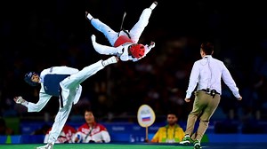 67K views · 2K reactions | Unbelievable Taekwondo Knockouts | Professionals vs Beginners | Boxing World | Facebook