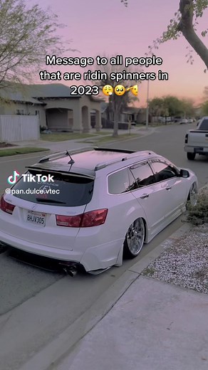 Ridin' Spinners in 2023: A Nostalgic Look at Style