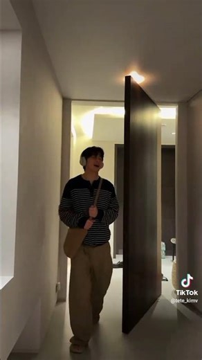 BTS V New TikTok 😂#bts #btsv #kpopedit