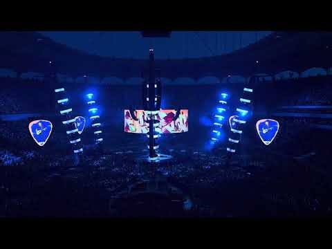 Ed Sheeran- Castle On The Hill LIVE CONCERT