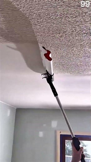 Smooth compound spreads over swirled ceiling texture