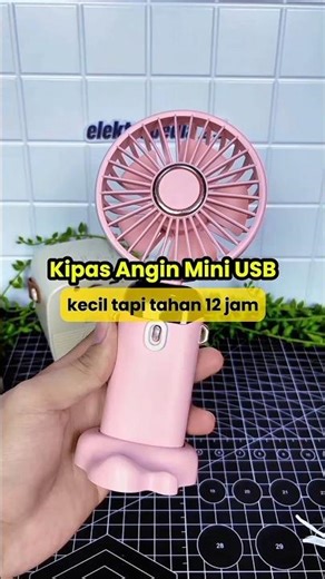 Kipas Angin Genggam Cute Portable USB Cas Karakter Mini Fan Desain Praktis Baterai Tahan Lamal