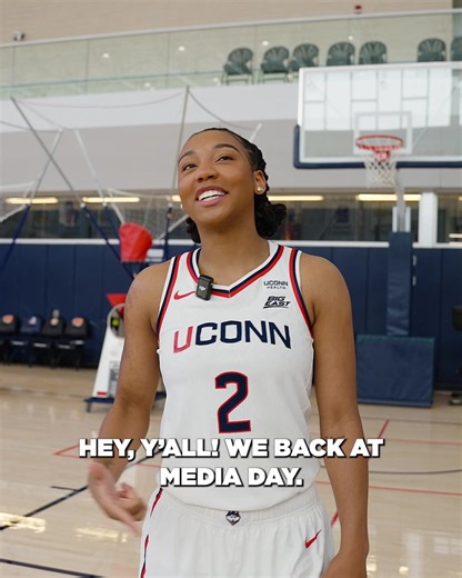 one last media day for @KK Arnold 🥹🥹 #uconnhuskies #gohuskies #uconnwomensbasketball