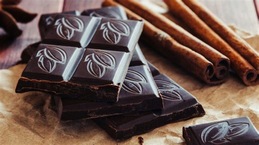 A 'key' chemical in dark chocolate may slow ageing