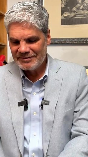 “En la U están hasta el loly (…) el que manda no manda, el modelo de negocios no funciona”. Juan Cristóbal Guarello en La Hora de King Kong. Ve el video completo en nuestro canal de Youtube. Sigue nuestra próxima edición el jueves 28 a las 20:00 horas. #LaDeKingKong #LaHoraDeKingKong #Guarello #KingKongArmy #Embaraos #UDeChile #HastaElLoli