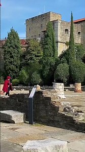 Castle Walk in Trieste 🏰 | Italian Beauty & Medieval Walls 🇮🇹 #shorts
