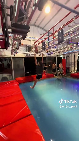 ‏Ninja girl above the water 🚀 #פוריוישראל #4you #onfire #flip