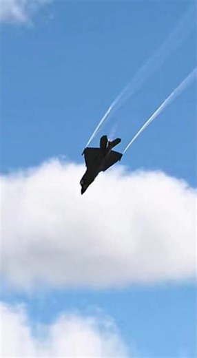 Fighter Jet Barrel Roll in the Sky | Incredible Airshow Maneuver