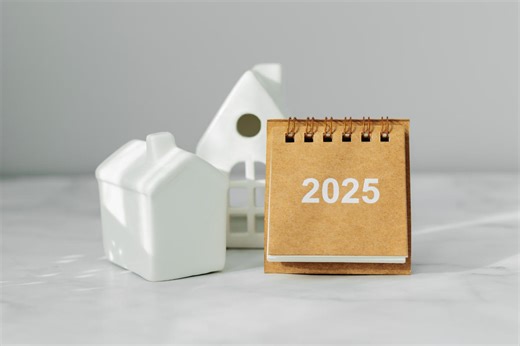 Mortgage and refinance rates for Jan. 2, 2025: Average rate for 30-year benchmark dips below 7.00% in new year