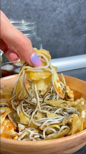 🍸 Viernes con V de Vermut | Episodio 2🍳 Patatas con gulas y huevo #recetas #receta #recetasfaciles