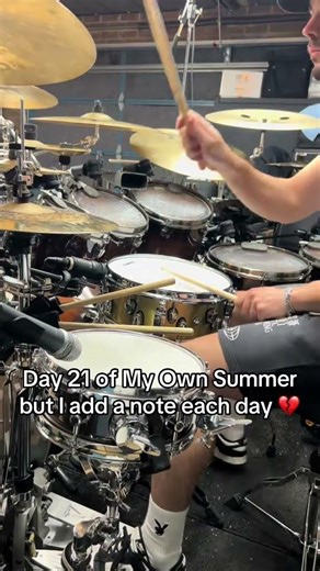 Day 21 of My Own Summer but I add a note each day 💔#drums #drummer #deftones #metal