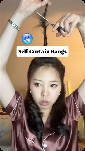 Hybee | Content for Good 🐾 on Instagram: "I was SWEATING doing this but it turned out okay??? 😳 Just 1am things The original video is by @waynetugglehair and it was kind of mind blowing seeing the full tutorial thank you king 😎 #hair #hairtransformation #hairtutorial #beauty #curtainbangs #haircut #reels"