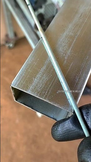 The easiest trick for welders working with thin square tube corner joints #welding #welder