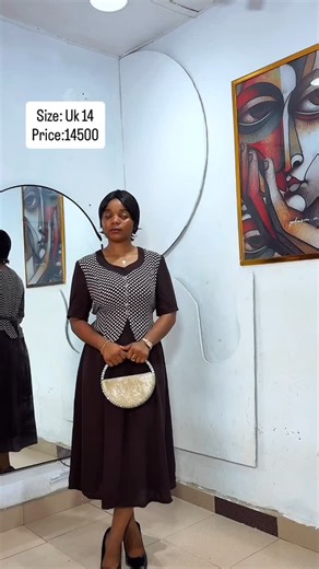 QUALITY THRIFT VENDOR IN OSUN /OYO on Instagram: "Look classy and beautiful at work with this elegant and timeless work dress. Dress available for pickup/delivery Condition: Perfect And Neat Description: Denim Skimpy button down gown HOW TO PLACE ORDER 🌸Send us a DM, 🌸Click the link in our bio (Whatsapp)08065433109 🌸 Visit our store. We deliver to all states (delivery is not free) Thank you for shopping with us"