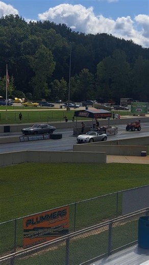 This 2nd Gen Camaro DESTROYED a Pontiac Solstice at Berger Track Day #dragracing #chevypower