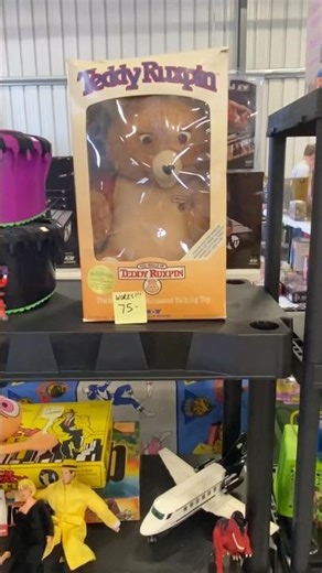 Who remembers Teddy Ruxpin? #TeddyRuxpin#TeddyRuxpin1980sVintageToys#80sToys