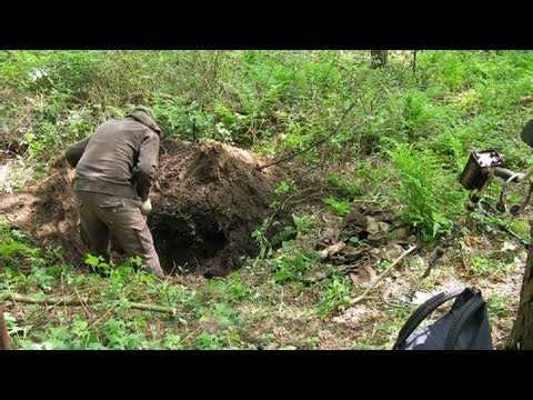 WWII Battlefield Relic Hunting on the Western Front - German Equipment Dumphole