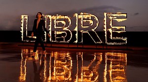 Musique de la pub Libre Le Parfum d’Yves Saint Laurent 2022