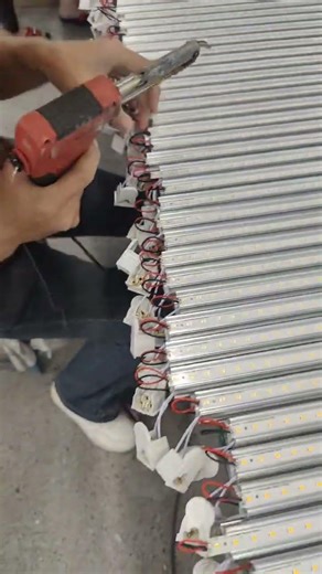 Welding lamp board positive and negative wires