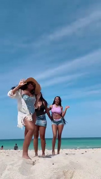 Spring Break 2024 🌺🏝️ #miami #springbreak #miamibeach #miamiflorida #travel #traveltransition #family #traveltiktok #mamaandkenn #mamaandken #momanddaughter #momanddaughtergoals #viral #trending #nikkibeach #fyp #fypシ #foryou #foryoupage | Mama And Kenn