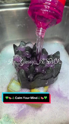 Hi 👋🏽 One Thing About Me ☝🏽 I’m Gonna Post A Rinse 🤍😌 & This One Hits The Spot 🤩 Fake Rinse Using A Full Bottle Of Pine 🌲 Glo 🍉 & POP 💚 Get Ready To Calm Your Mind 🙂‍↕️ Original Video 👇🏽 @Its_Giving_ASMR #Sponge #Asmr #AsmrCommunity #SpongeSqueeze #Rinse #Comet #Soap #Ajax #Clean #Relax #SudLovers #Fabuloso #Pinesol #Explore #SpongeAsmr #AsmrReels #OddlySatisfying #AsmrRelax #AsmrPaste #Paste #Suds #SoapAsmr #AsmrSounds #CleanTok #FYP #Laundry #LaundryOverload #Sponges #FakeRinse #It