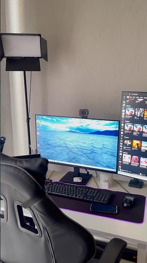 How to connect 2 monitors ??!!