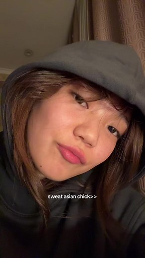Asian Girl Sweat Effect | Asiática Trends