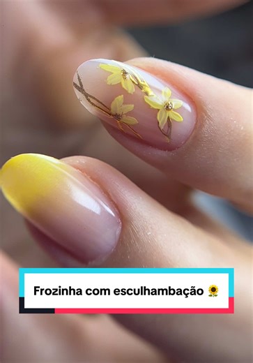 Decoração de Unhas: Criando Arte com Humor e Amor
