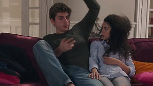 Qui se rappelle que la première fois de Mila était avec Théo Bommel ?! Et comme pour Mouss, ça n'a pas été grandiose 😪 #PBLV #MM | Plus Belle La Vie