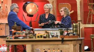 Une vendeuse d'Affaire Conclue enchaîne les remarques désobligeantes envers l'acheteuse Caroline Margeridon