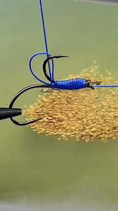 4.1K views · 16 reactions | This is the chicken claw hook and it's so helpful! | ʜᴏʟʟʏᴡᴏᴏᴅ ʟᴏᴠᴇʀs | Facebook