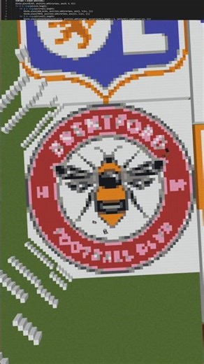 Brentford Crest Revealed in Minecraft Sand Art!