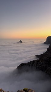 POV: You hike up the mountain for sunrise in Cape Town and this is what you get… #capetown #southafrica #lionshead | Life of Mike