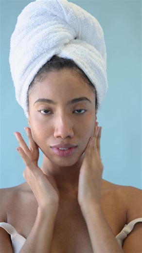 Cleansing can be luxurious. 🥭 The Mango Melt Cleansing Balm melts mango butter with sweet almond oil and honey to dissolve buildup while leaving skin soft and nourished. Warm. Cleanse. Glow. https://yaahent.com/recipe/mango-butter-creamy-clean-balm/