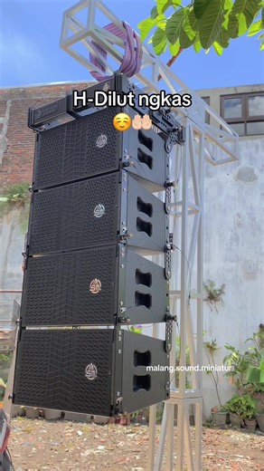 Bismillah amunisi Ceksound mu ready, yang belanja unit box dan sound fullset bisa langsung info bosku 🤩🥰 Dapatkan produk lainnya hanya di kami @malang.sound.miniatur Siap Melayani : - Sound System fullset - Miniatur sound system - Box speaker - Power & lighting - ACC sound system Hanya di kami @malang.sound.miniatur 😉 Silahkan Order/tanya tentang kebutuhan anda mengenai sound miniatur 🤗 Untuk harga tergantung model, ukuran dan spek komponen 😇 Semua unit Pre-Order / pesan terlebih dahulu, te