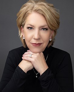 Beth A Correll, Financial Advisor in Indianapolis, IN