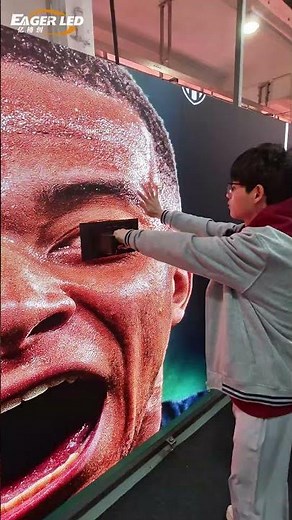 Repairing Mbappé's glowing eyes. #ledscreen #leddisplay #ledwall #ledmodule #eagerled #rentalled