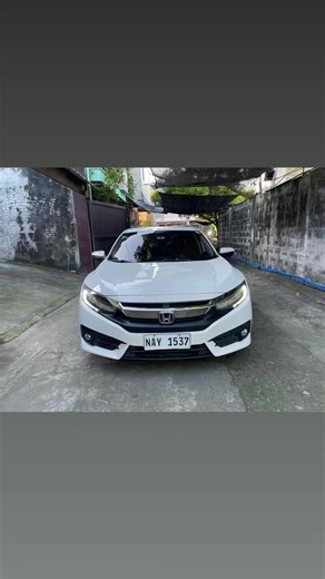 1.4K views | 2018 Honda Civic CVT Automatic Push start stop button...